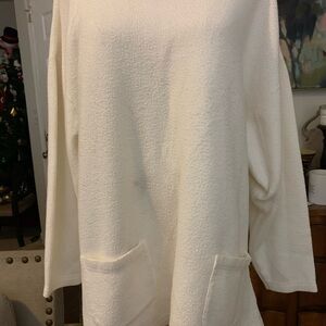 Honors Maternity Cozy Cream Sweater with Pockets size large. #maternity